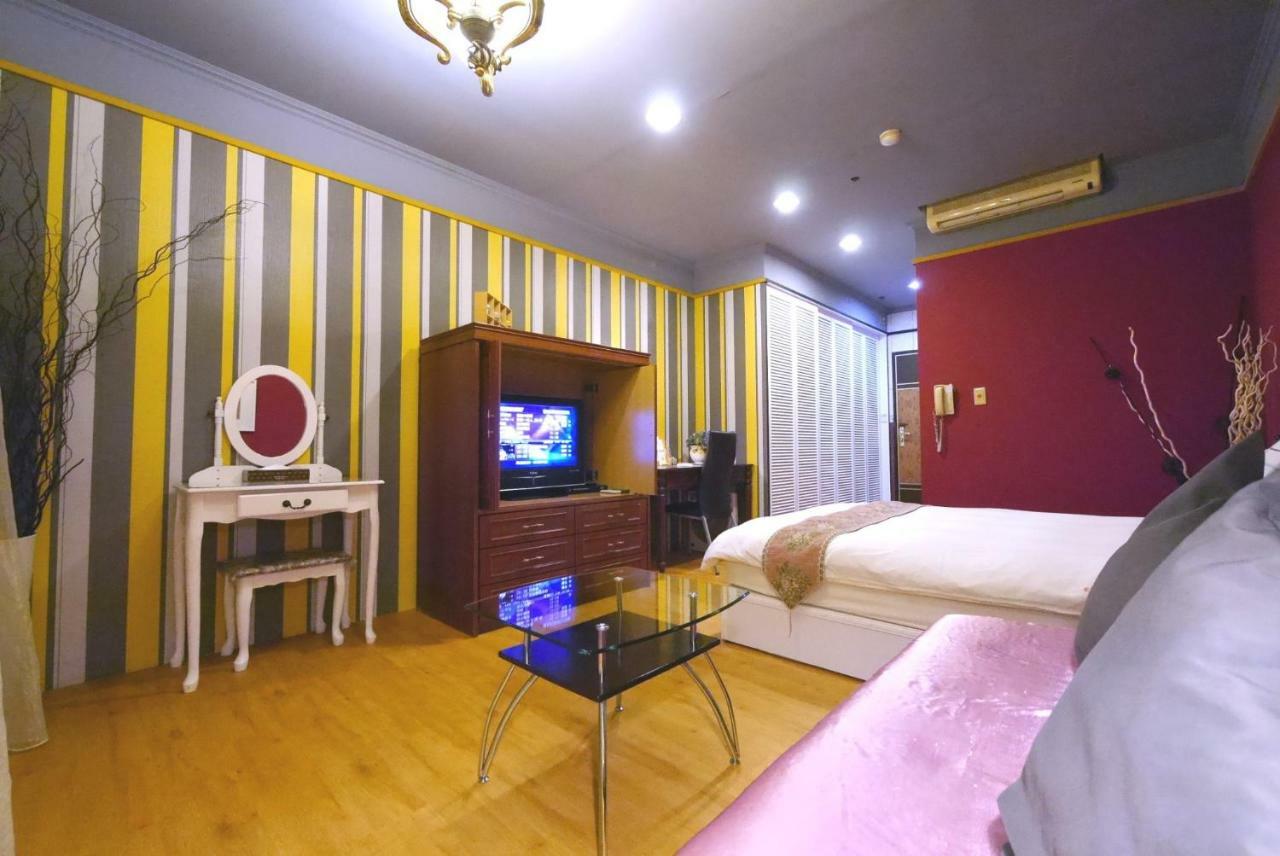 Апартаменты Jia Jia House Гаосюн Экстерьер фото